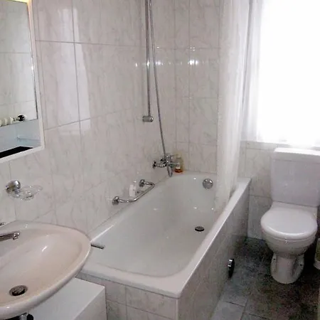 Uf Dr Egga Superior - Allegra Apartment Davos