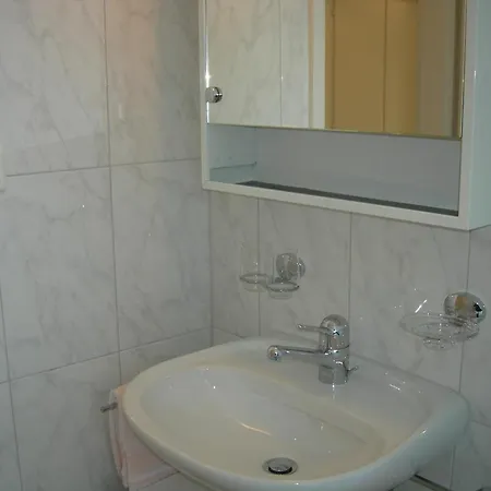 Uf Dr Egga Superior - Allegra Apartment Davos
